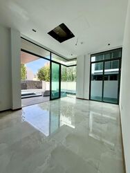 East Coast Avenue (D15), Terrace #547133881